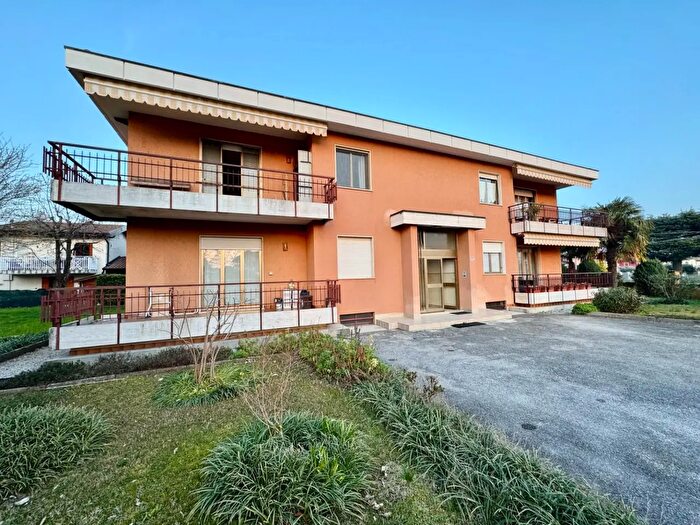 Appartamento trilocale in vendita in Cormons