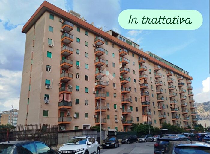 Appartamento quadrilocale in vendita in Via Marco Fanno, Palermo