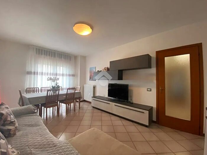 Appartamento quadrilocale in vendita in Vicolo Asiago, Albignasego