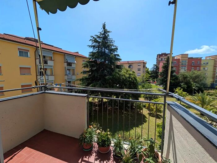 Appartamento con 5 locali in vendita in Via Piacenza, La Spezia