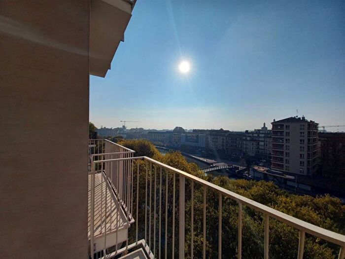 Appartamento bilocale in affitto in Viale Gabriele D'Annunzio, Corso Genova, Milano