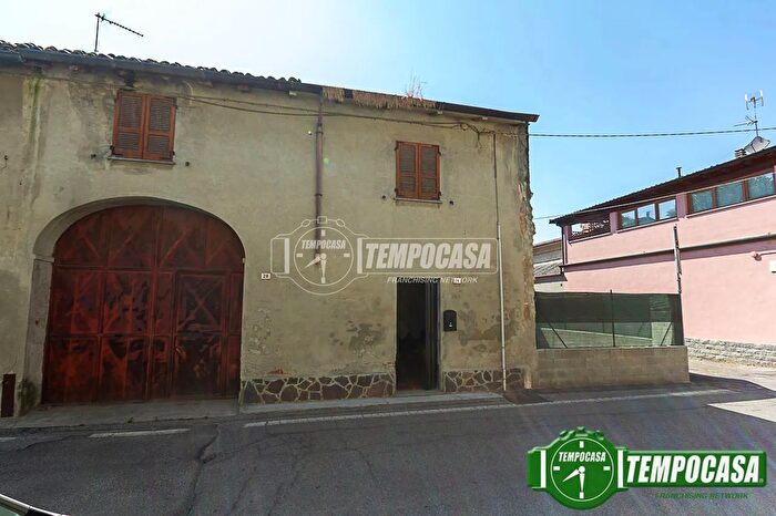 Casa trilocale in vendita in Via Alessandro Manzoni, Corno Giovine