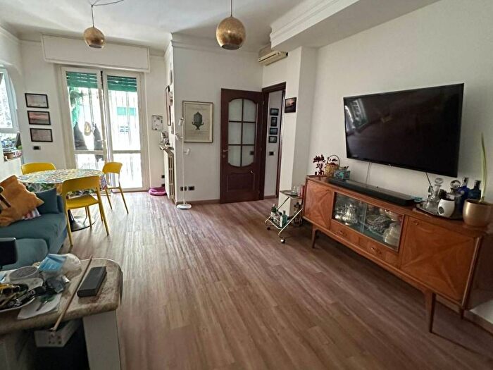 Appartamento trilocale in affitto in Via Golfo degli Aranci, Ponte Nuovo, Milano