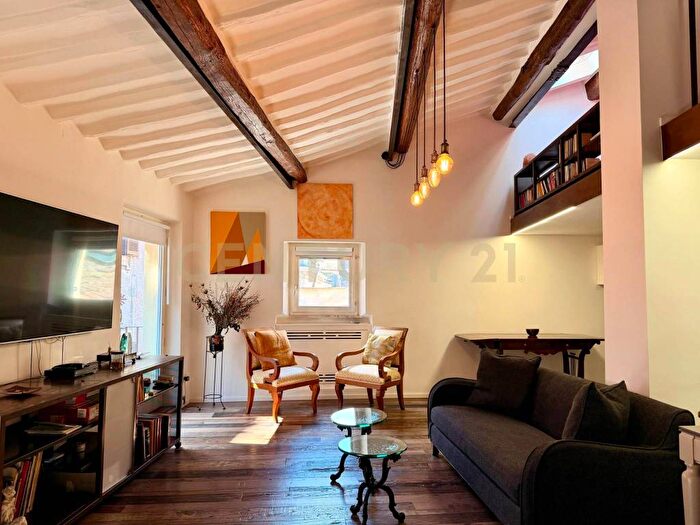 Casa con 6 locali in affitto in Via di Torre Argentina, Pantheon, Roma