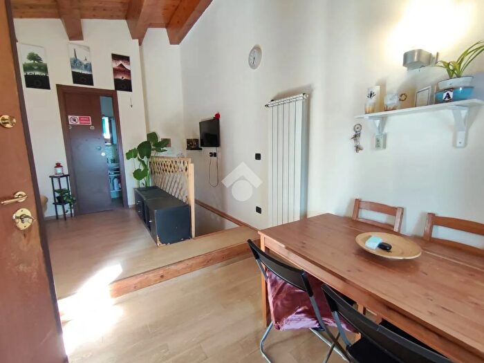 Casa bilocale in vendita in Via Vittorio Veneto, Labico