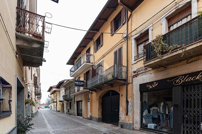 Appartamento trilocale in vendita in Via Fiera, Cirie