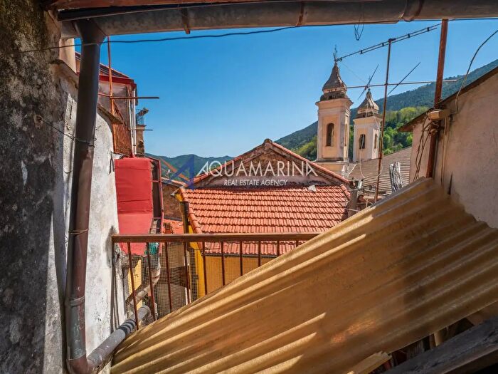 Appartamento quadrilocale in vendita in Via Celio, Ceriana