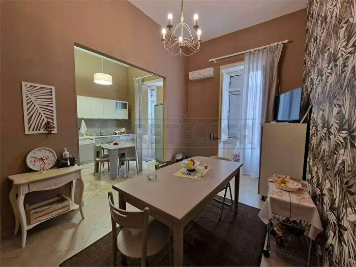 Appartamento con 5 locali in vendita in Via Roma Snc, Marsala