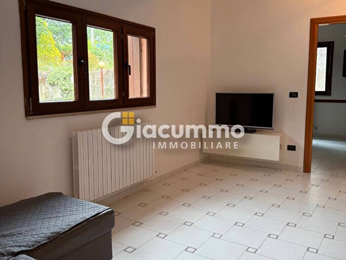 Appartamento quadrilocale in affitto in Via Rifreddo, Potenza