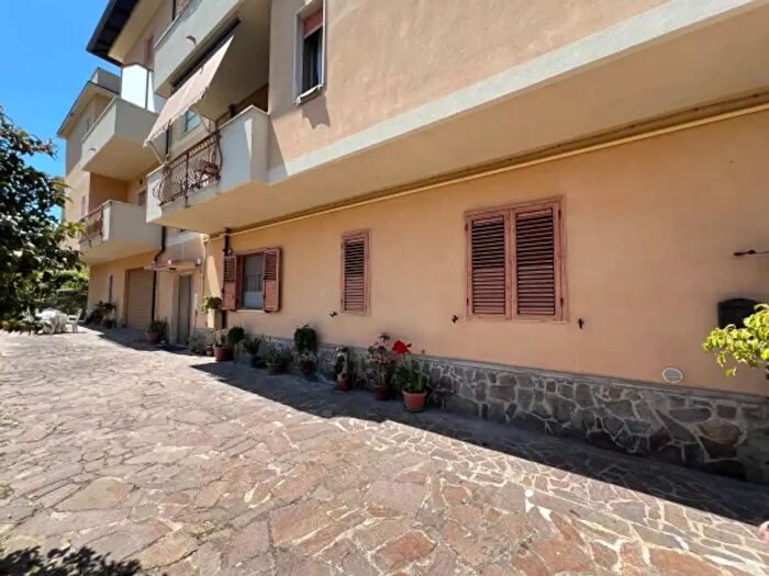 Appartamento quadrilocale in vendita in Via Gabriele dAnnunzio, Briatico