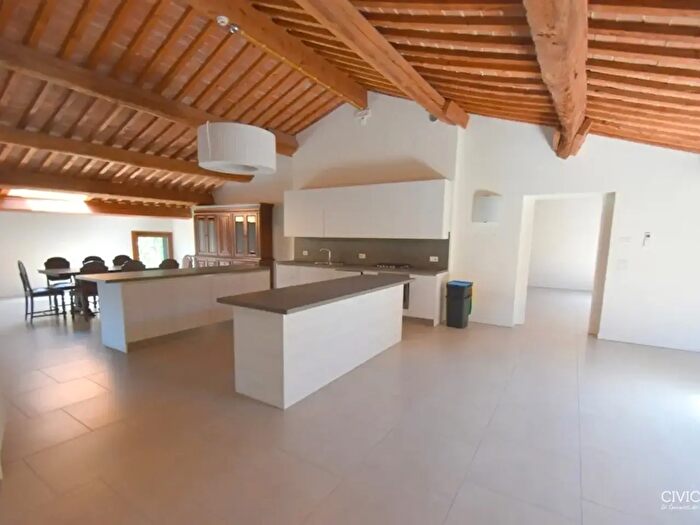 Casa con 7 locali in affitto in Via Giuseppe Garibaldi B, San Pietro In Gu