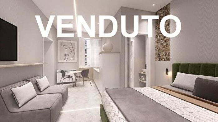 Appartamento monolocale in vendita in Via Indipendenza, Como