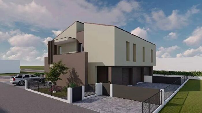 Appartamento quadrilocale in vendita in Via Verdi, Santa Maria Di Sala