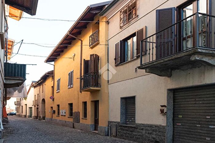 Appartamento bilocale in vendita in Via Don l Giordano, Cirie