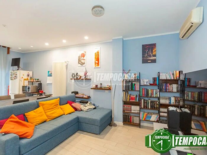 Appartamento trilocale in vendita in Via Donato Bramante, Crema