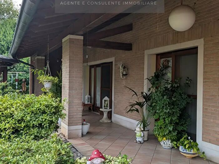 Casa con 7 locali in vendita in Via dei Cappellari, Gaiarine