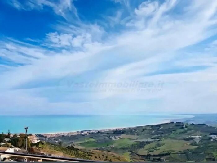 Appartamento con 5 locali in vendita in Vasto