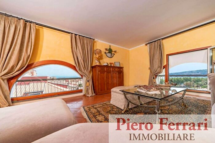 Appartamento quadrilocale in affitto in Via Domenico Morelli Napoli, Napoli