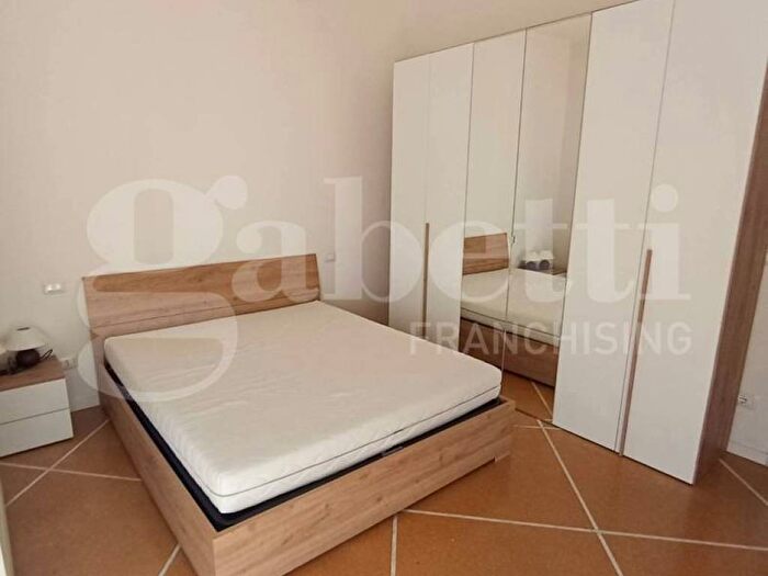 Appartamento trilocale in affitto in Via Oslavia, Saffi, Bologna