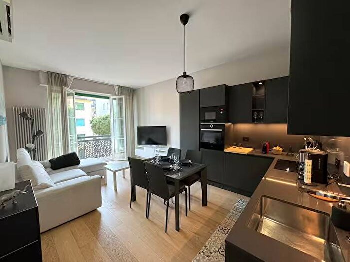 Appartamento trilocale in affitto in VIA ZACCONI, Coverciano, Firenze