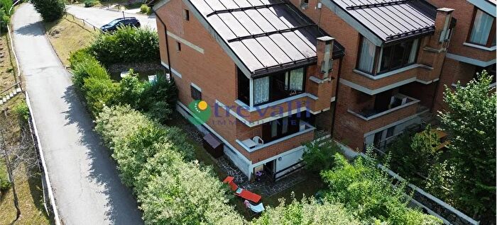 Appartamento con 6 locali in vendita in Commezzadura