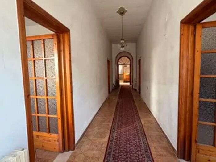 Appartamento con 5 locali in vendita in Via Augusto Righi, Sava