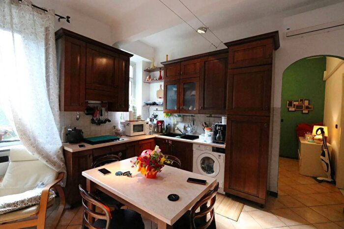 Appartamento bilocale in vendita in Genova