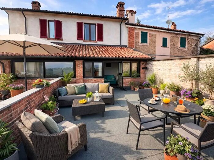 Casa con 5 locali in vendita in Castellane, Santa Giuletta