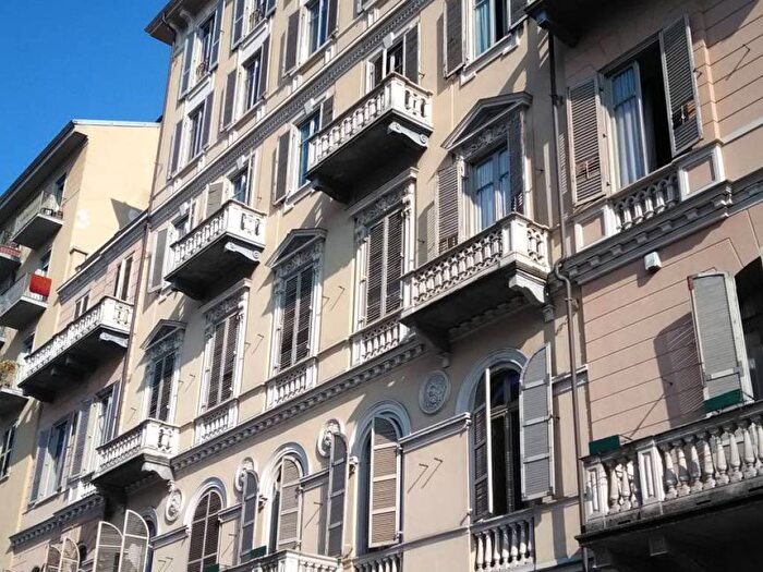 Appartamento quadrilocale in affitto in Corso San Maurizio, Vanchiglia, Torino