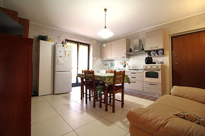 Appartamento trilocale in vendita in Via Malonetto, Brandizzo