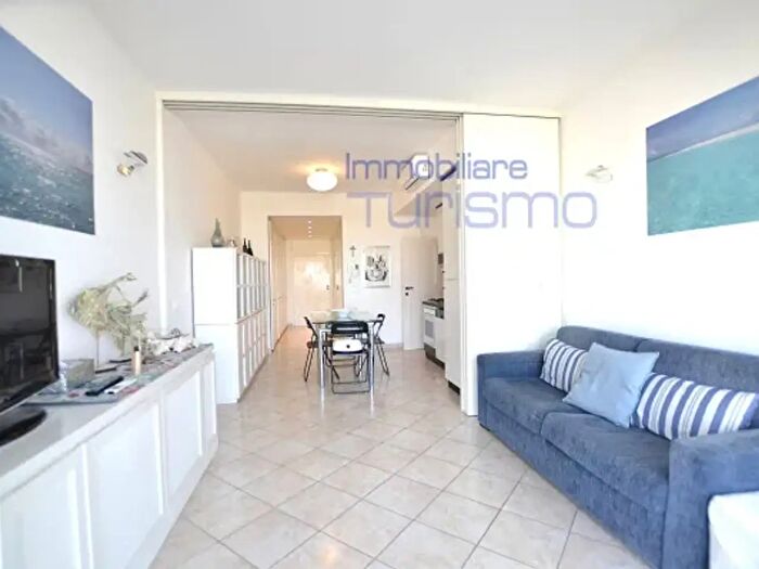 Appartamento trilocale in vendita in Viale Ludovico Ariosto, Riccione