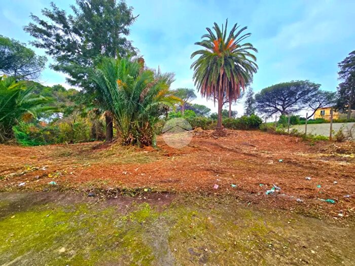 Casa bilocale in vendita in Via Nazionale, Torre Del Greco