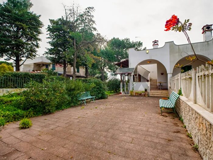 Casa bilocale in vendita in Viale Discesa del Monte, Conversano