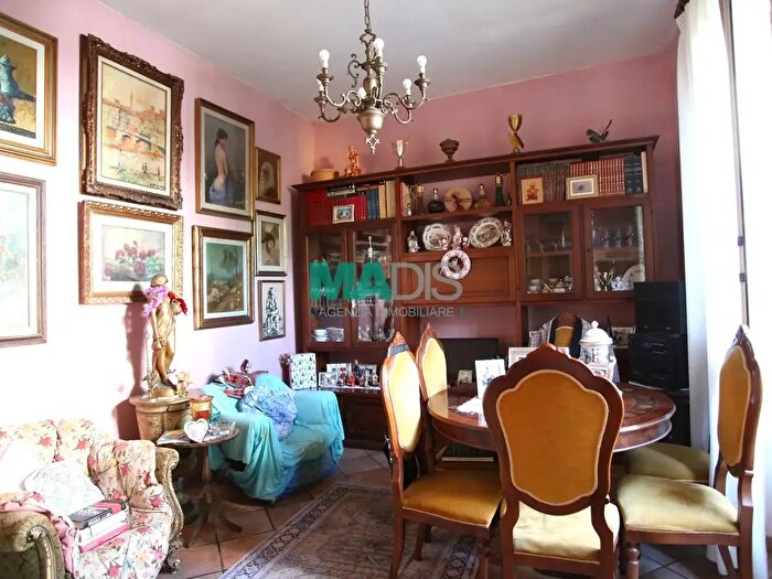 Casa trilocale in vendita in Via della Ginestra, Calenzano