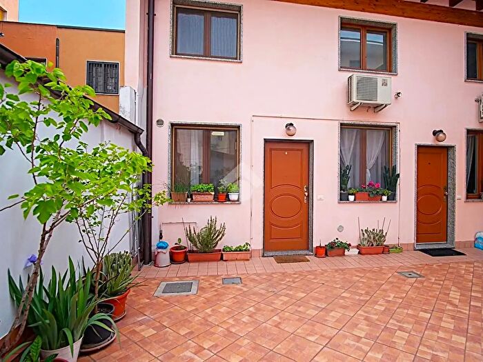 Appartamento monolocale in vendita in Via Cassanese, Segrate