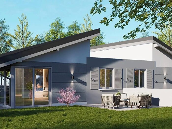 Casa con 5 locali in vendita in Via Comi, Cento