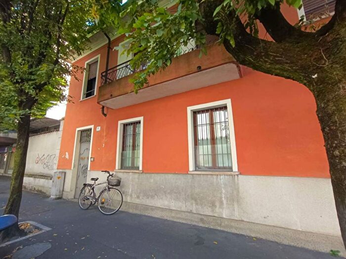 Appartamento bilocale in affitto in Via Borgo Adda, Città Bassa Laghi, Lodi