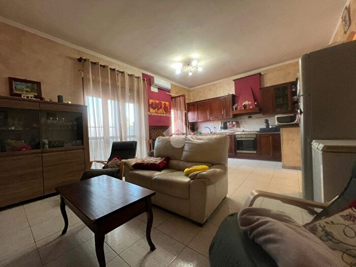 Appartamento quadrilocale in vendita in Via Amerano, None