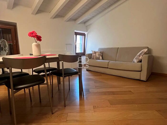 Appartamento bilocale in vendita in Via Piatti, Desenzano Del Garda