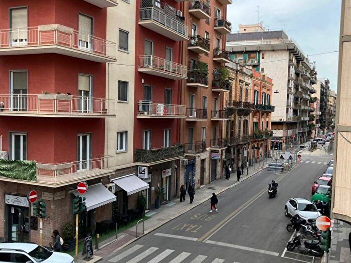 Appartamento bilocale in affitto in Via Quintino Sella, Murat, Bari