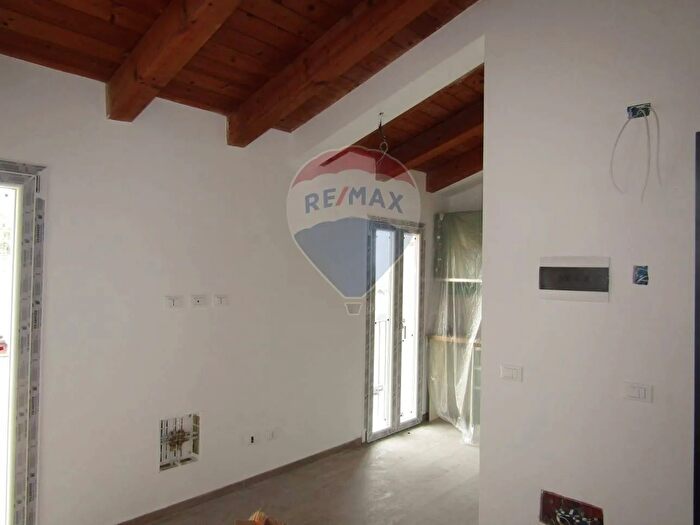 Appartamento bilocale in affitto in Via Lenzarini, Valsamoggia