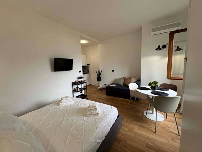 Appartamento monolocale in affitto in Salita dei Cappuccini, Como Sole, Como