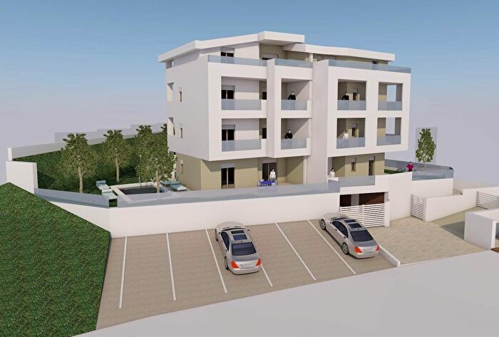 Appartamento quadrilocale in vendita in Via Spalato, Vasto