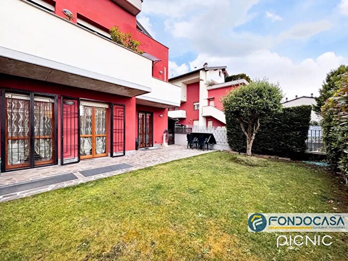 Appartamento trilocale in vendita in Via G Galilei, Grumello Del Monte