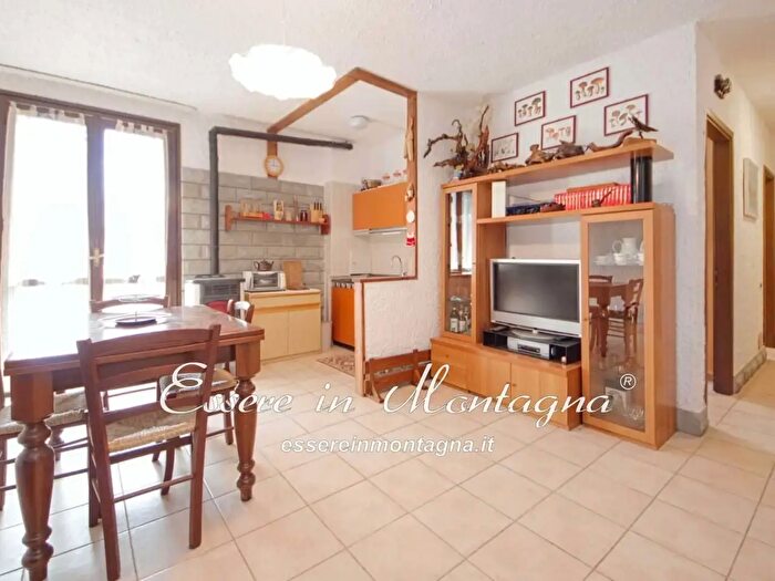 Appartamento trilocale in vendita in Fanano
