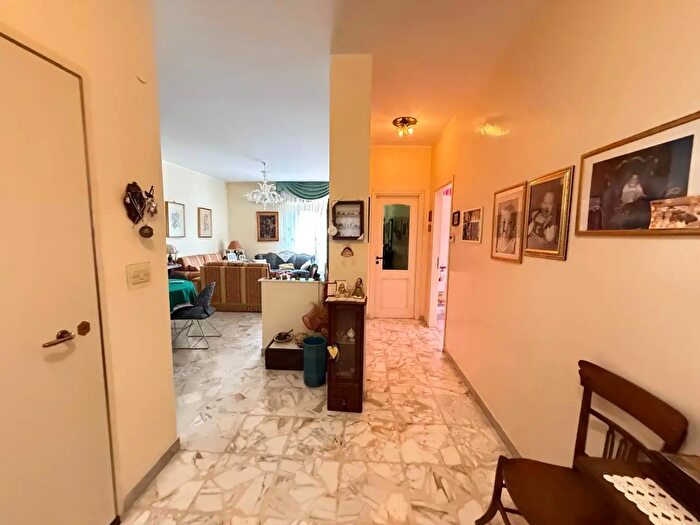 Appartamento con 5 locali in vendita in Priolo Gargallo