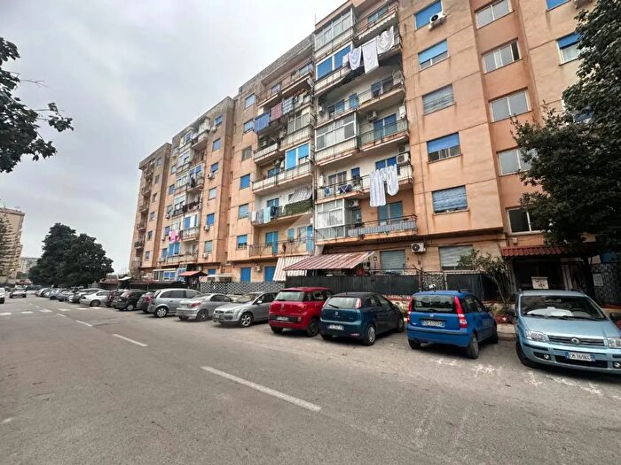 Appartamento quadrilocale in vendita in Via del Segugio, Palermo