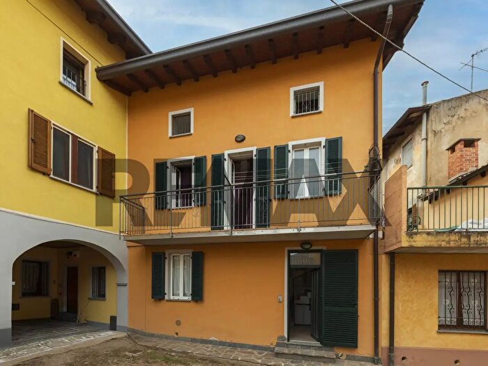 Case in Vendita e in Affitto - 2