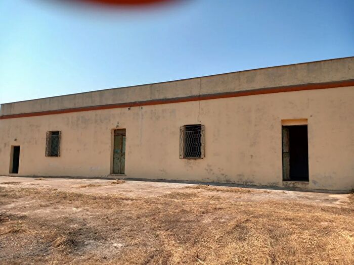 Casa con 10 locali in vendita in Cda Malpasso, San Vito Dei Normanni