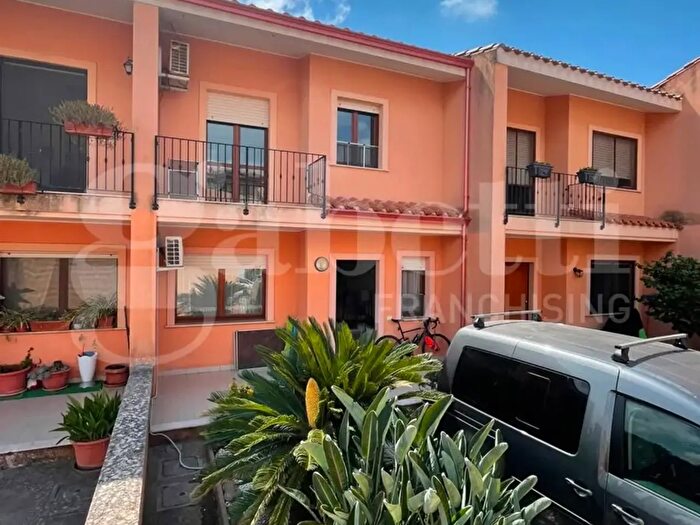 Casa quadrilocale in vendita in Via Adua, Oristano